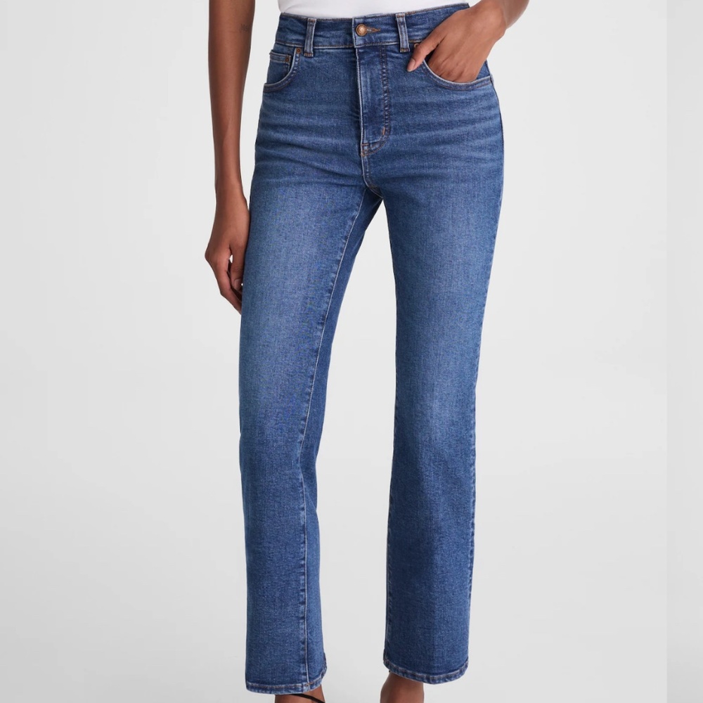 The Vintage Flare Crop Jean
